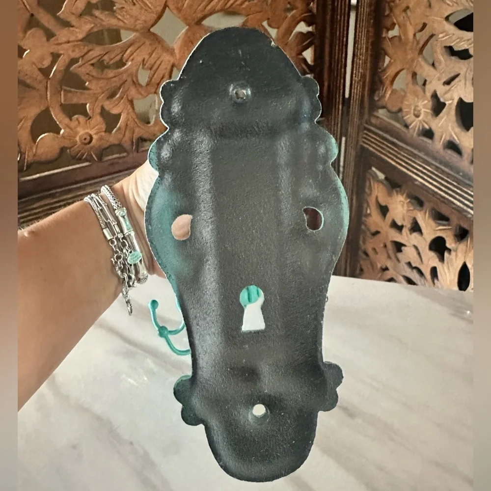 N/A victorian style